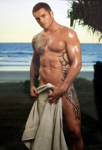 Дэниел Конн