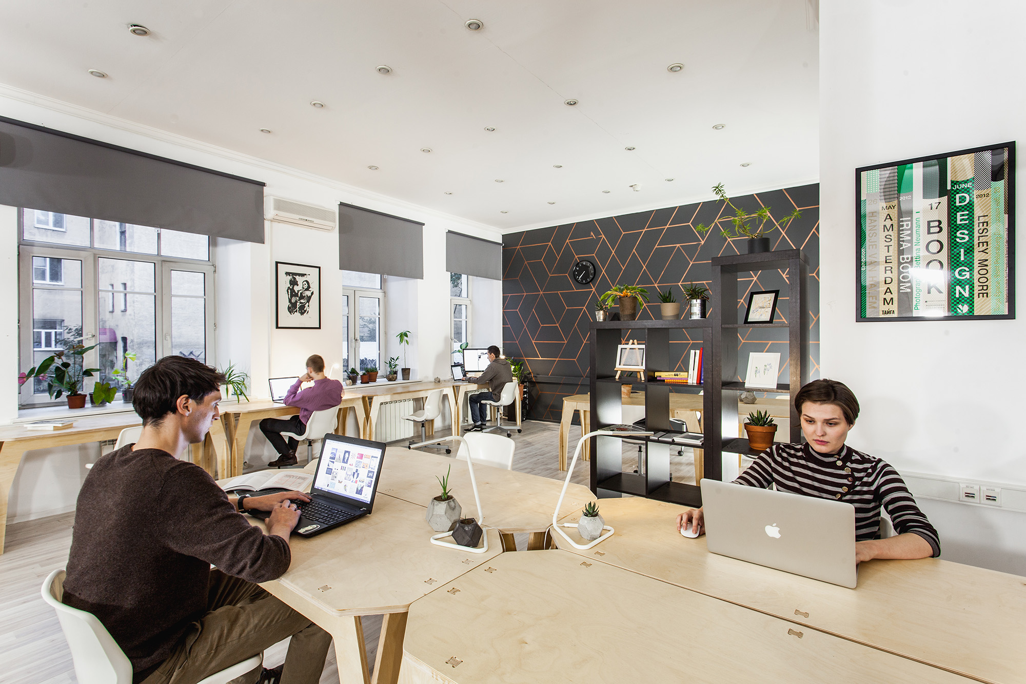 Основатели пространства «Практик»: «Это просто интересный бизнес-центр <br>с хорошим дизайном»