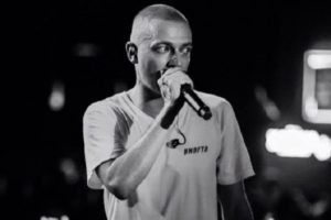 YouTube и «ВКонтакте» заблокировали фан-клипы на трек Оксимирона «Последний звонок». Евгения Чудновец называла его причиной нападения в керченском колледже