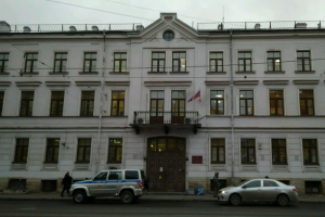 В Петербурге в первый день после каникул «заминировали» суды, аэропорт, станции метро и роддома