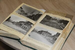 Правозащитную организацию «Международный Мемориал» ликвидировали. У здания суда задерживают пикетчиков