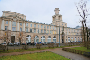 «Коммерсантъ»: Роскомнадзор протестирует разработку ИТМО. Она распознает ложь по видеозаписи с помощью искусственного интеллекта