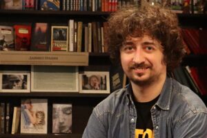 Зачистка науки. Физик Андрей Серяков посвятил СПбГУ почти 20 лет — уволить его могли по требованию ФСБ. Мы поговорили с молодым ученым